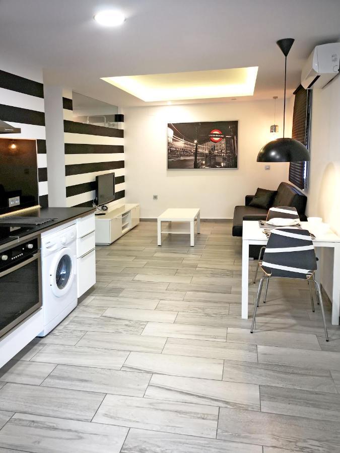 Conil Red-Black Apartment Conil De La Frontera Extérieur photo