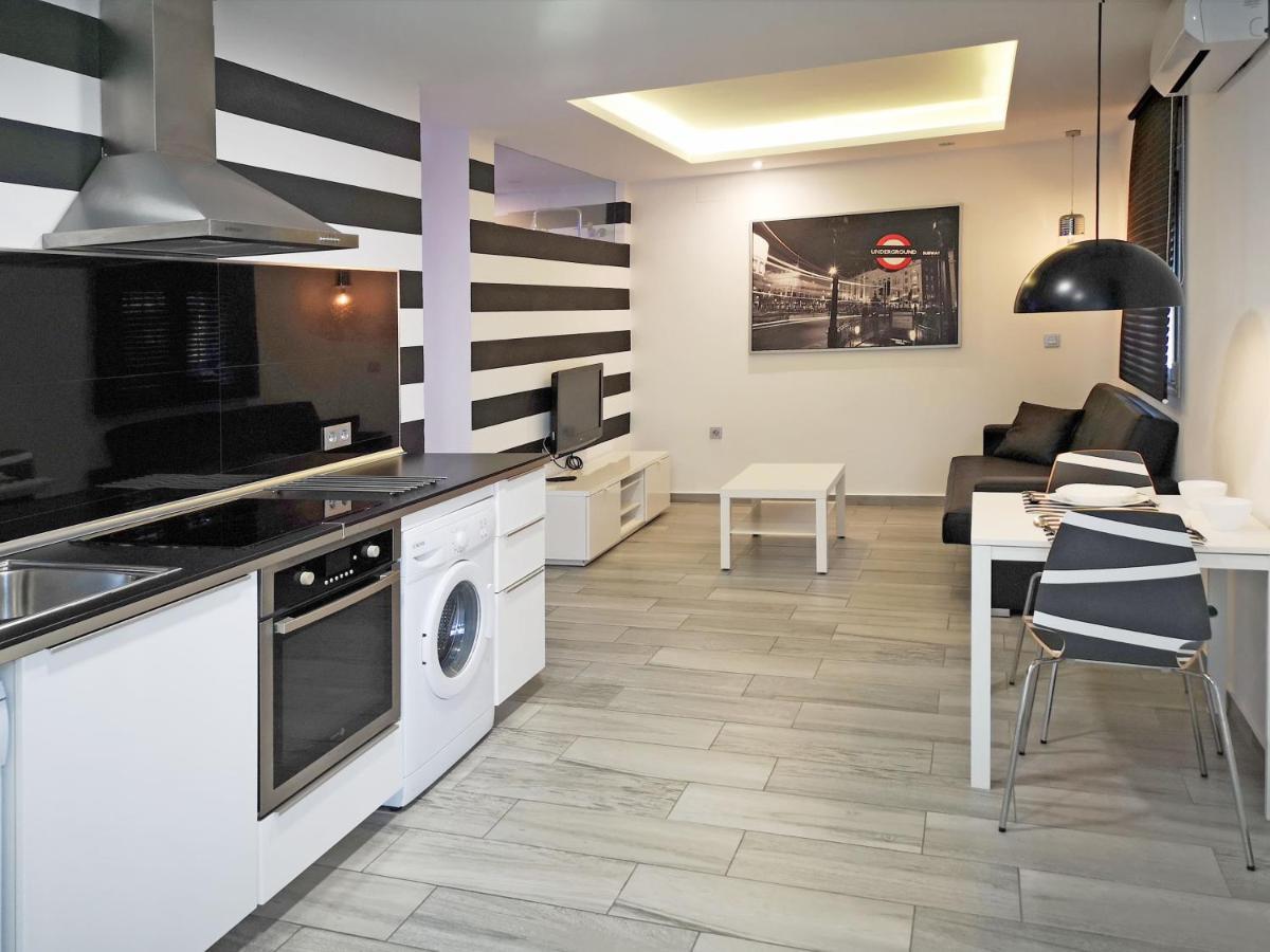 Conil Red-Black Apartment Conil De La Frontera Extérieur photo