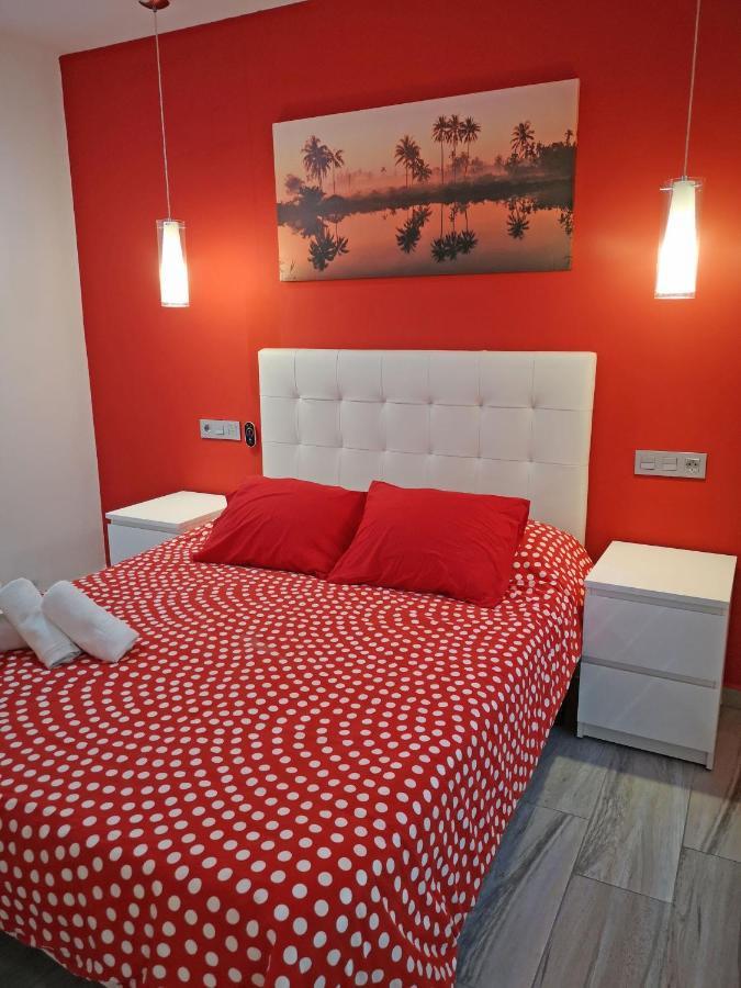 Conil Red-Black Apartment Conil De La Frontera Extérieur photo
